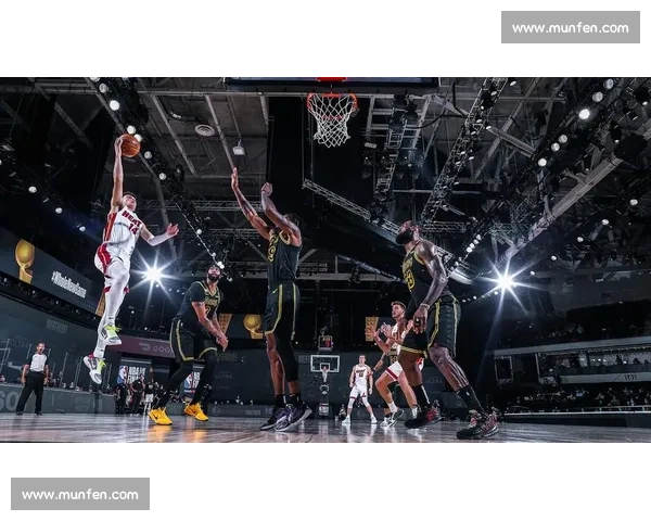 热火湖人G1鏖战回顾詹眉对决与巴特勒硬刚之夜经典一役焦点战夜